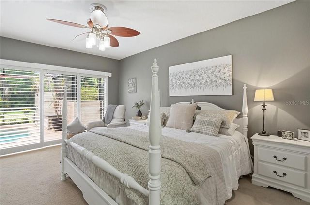 2082 MESIC HAMMOCK WAY, Venice, FL 34292