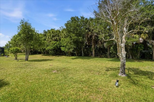 2082 MESIC HAMMOCK WAY, Venice, FL 34292