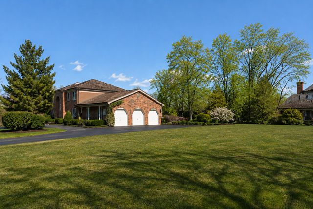 461 Clover Avenue, Lake Forest, IL 60045