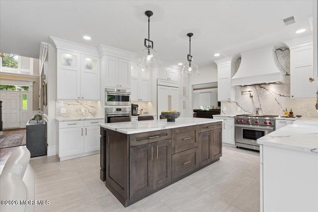 4 Liberty Lane, Perrineville, NJ 08535