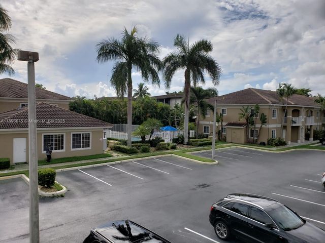 4950 Washington St 5, Hollywood, FL 33021