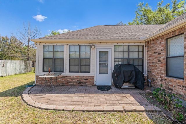 114 Granada Square, Canton, TX 75103