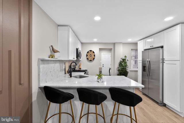 1537 LATONA ST, Philadelphia, PA 19146