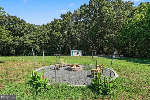 13481 HARRYBERRY LN, King George, VA 22485