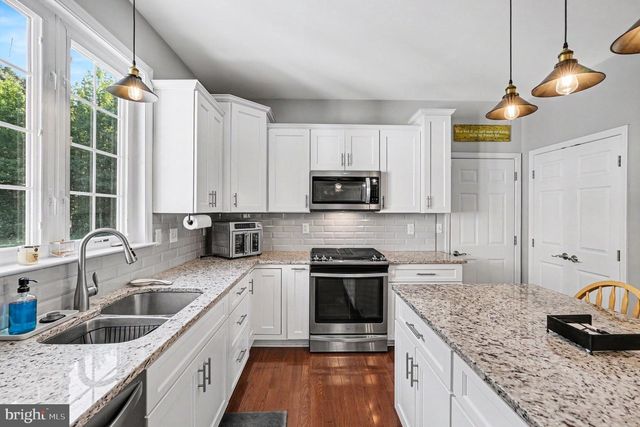 13481 HARRYBERRY LN, King George, VA 22485
