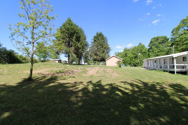 125 Boots Marie Boulevard, Eubank, KY 42567