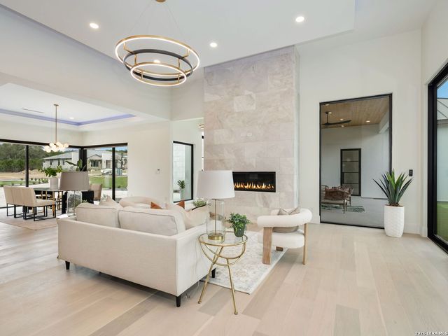 59 RANCH HEIGHTS, Fair Oaks Ranch, TX 78015