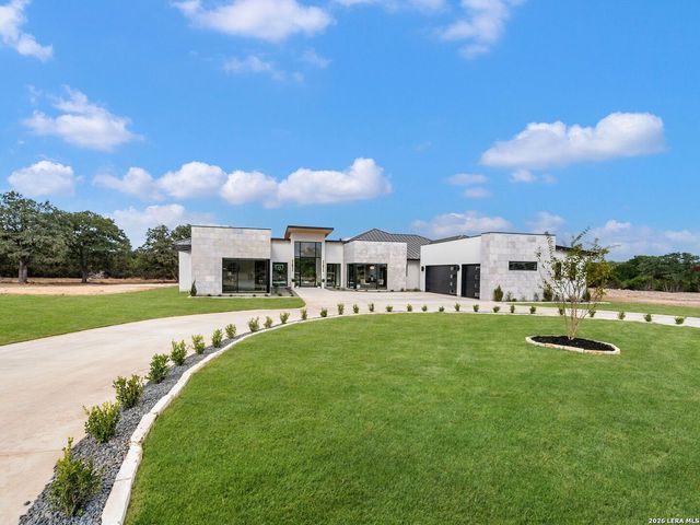 59 RANCH HEIGHTS, Fair Oaks Ranch, TX 78015