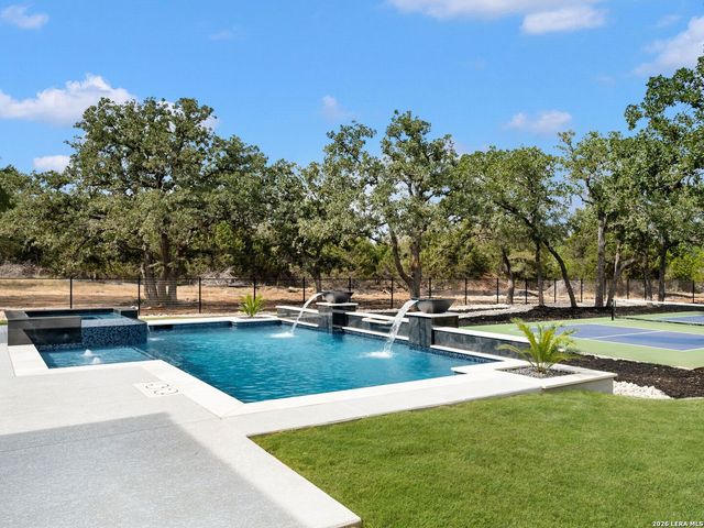 59 RANCH HEIGHTS, Fair Oaks Ranch, TX 78015