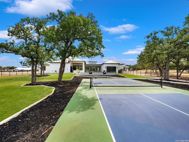 59 RANCH HEIGHTS, Fair Oaks Ranch, TX 78015