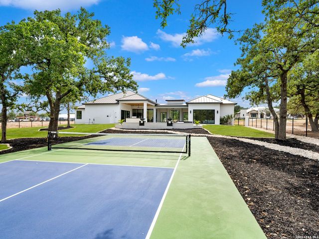 59 RANCH HEIGHTS, Fair Oaks Ranch, TX 78015