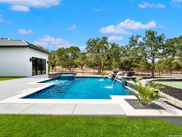 59 RANCH HEIGHTS, Fair Oaks Ranch, TX 78015