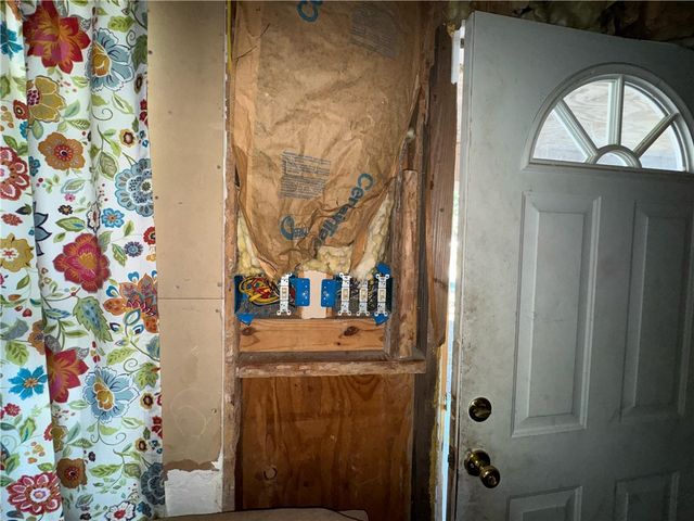 122 5th St W, Alice, TX 78332