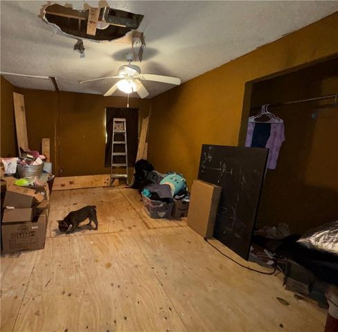 122 5th St W, Alice, TX 78332