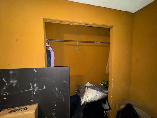 122 5th St W, Alice, TX 78332