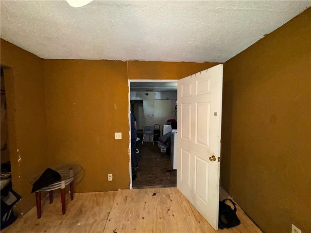 122 5th St W, Alice, TX 78332