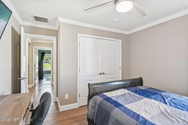 1684 HOLLOW GLEN Drive, Middleburg, FL 32068