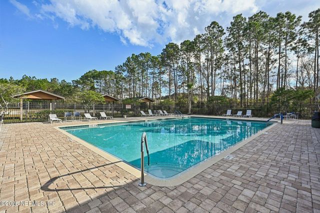 1684 HOLLOW GLEN Drive, Middleburg, FL 32068