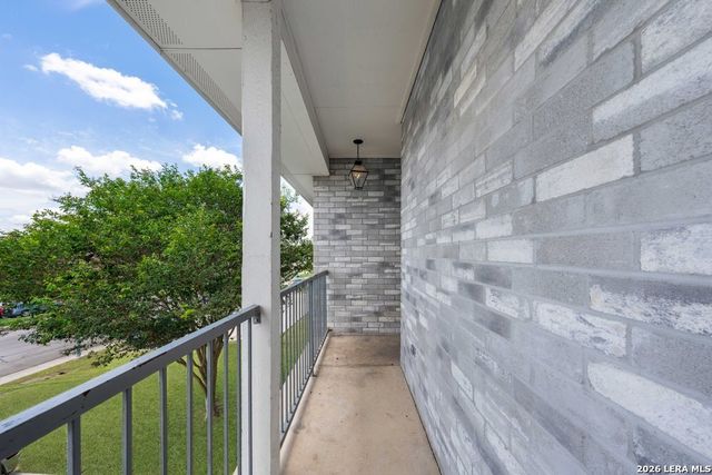 518 Dukeway Apt 3, Universal City, TX 78148