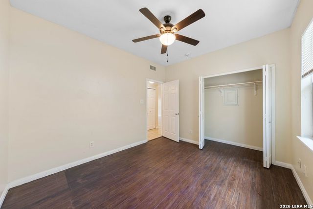 518 Dukeway Apt 3, Universal City, TX 78148