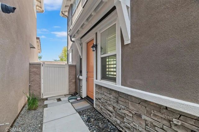 13893 La Pradera Way, Eastvale, CA 92880