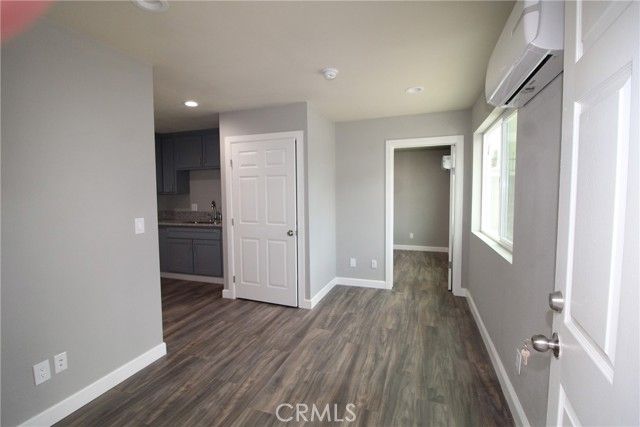 4986 Southern Avenue E, South Gate, CA 90280