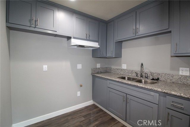 4986 Southern Avenue E, South Gate, CA 90280