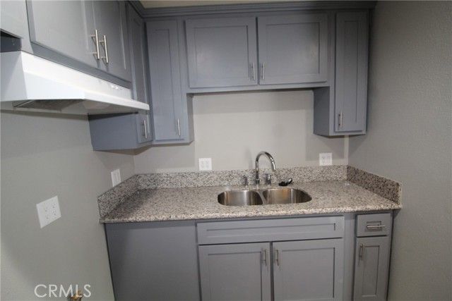 4986 Southern Avenue E, South Gate, CA 90280