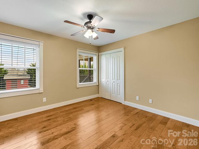 199 Macedonia Road, Asheville, NC 28804