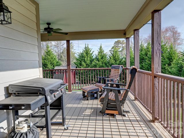 199 Macedonia Road, Asheville, NC 28804