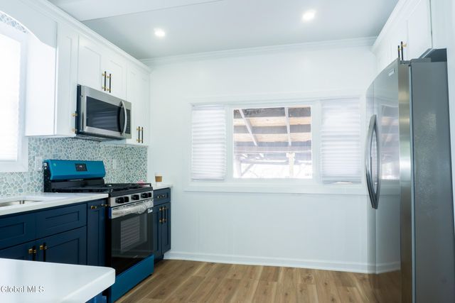 126 Manchester Road, Schenectady, NY 12304