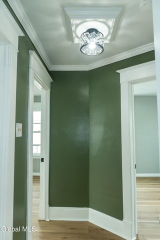 126 Manchester Road, Schenectady, NY 12304