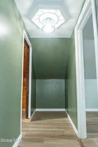 126 Manchester Road, Schenectady, NY 12304