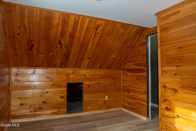 126 Manchester Road, Schenectady, NY 12304