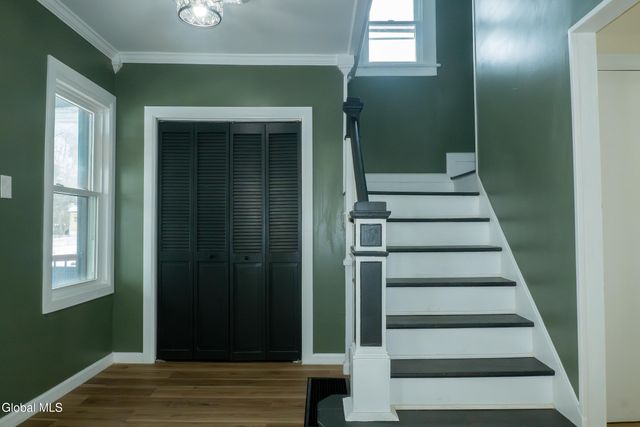 126 Manchester Road, Schenectady, NY 12304