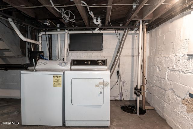 126 Manchester Road, Schenectady, NY 12304