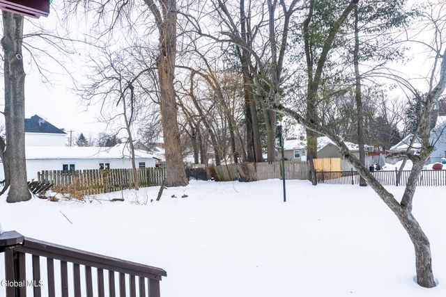 126 Manchester Road, Schenectady, NY 12304