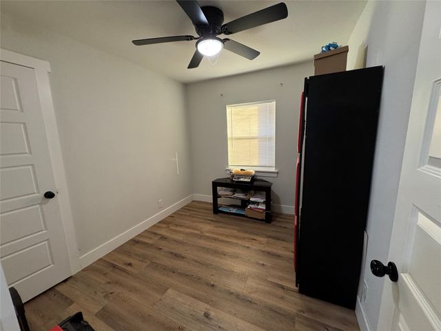 413 SW 14th Street, Grand Prairie, TX 75051