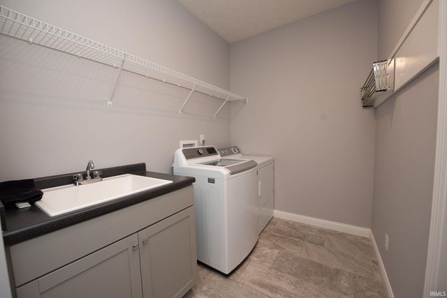 2058 Fieldstone Drive, Lafayette, IN 47909
