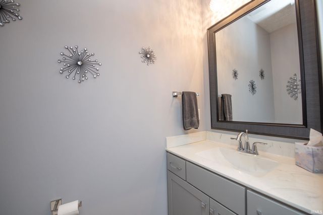 2058 Fieldstone Drive, Lafayette, IN 47909