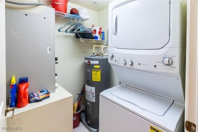 1100 Eastham WAY A-105, Naples, FL 34104