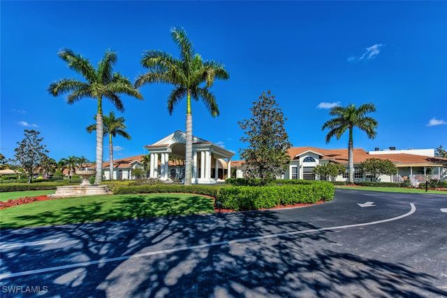 1100 Eastham WAY A-105, Naples, FL 34104