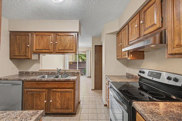 4749 Spring Circle, Minnetonka, MN 55345
