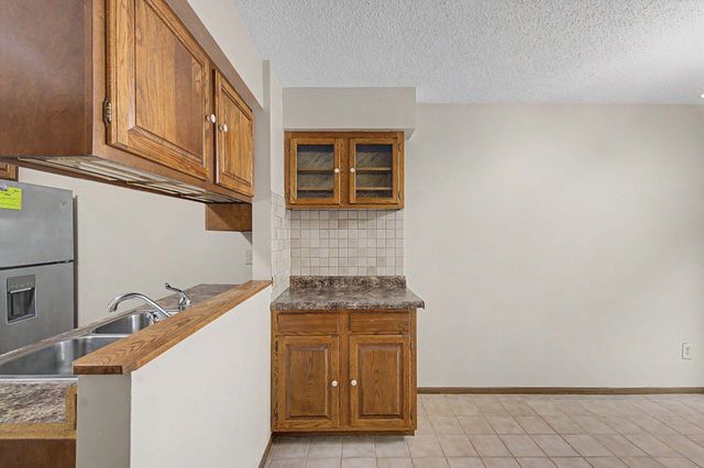 4749 Spring Circle, Minnetonka, MN 55345