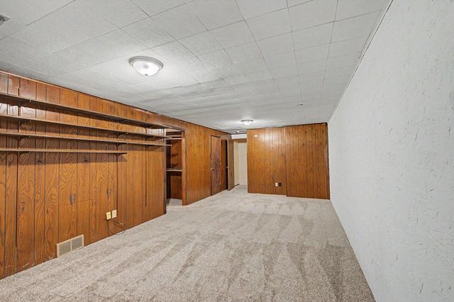 4749 Spring Circle, Minnetonka, MN 55345