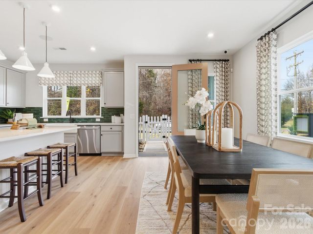 7223 Archimedes Lane, Charlotte, NC 28216