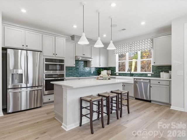 7223 Archimedes Lane, Charlotte, NC 28216