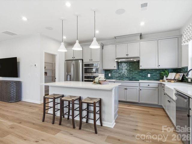 7223 Archimedes Lane, Charlotte, NC 28216