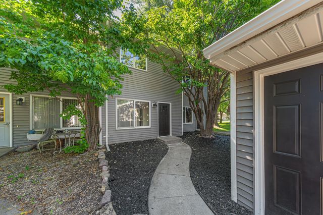 1641 Pleasant View Drive, North Mankato, MN 56003