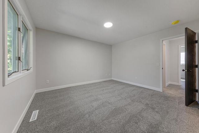 1641 Pleasant View Drive, North Mankato, MN 56003